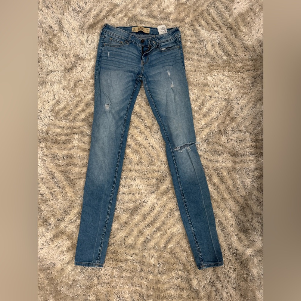 Classic Blue Women's Hollister skinny jeans size 3 L